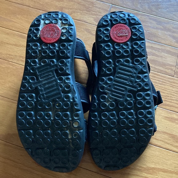 Men’s fit flops - Picture 3 of 4